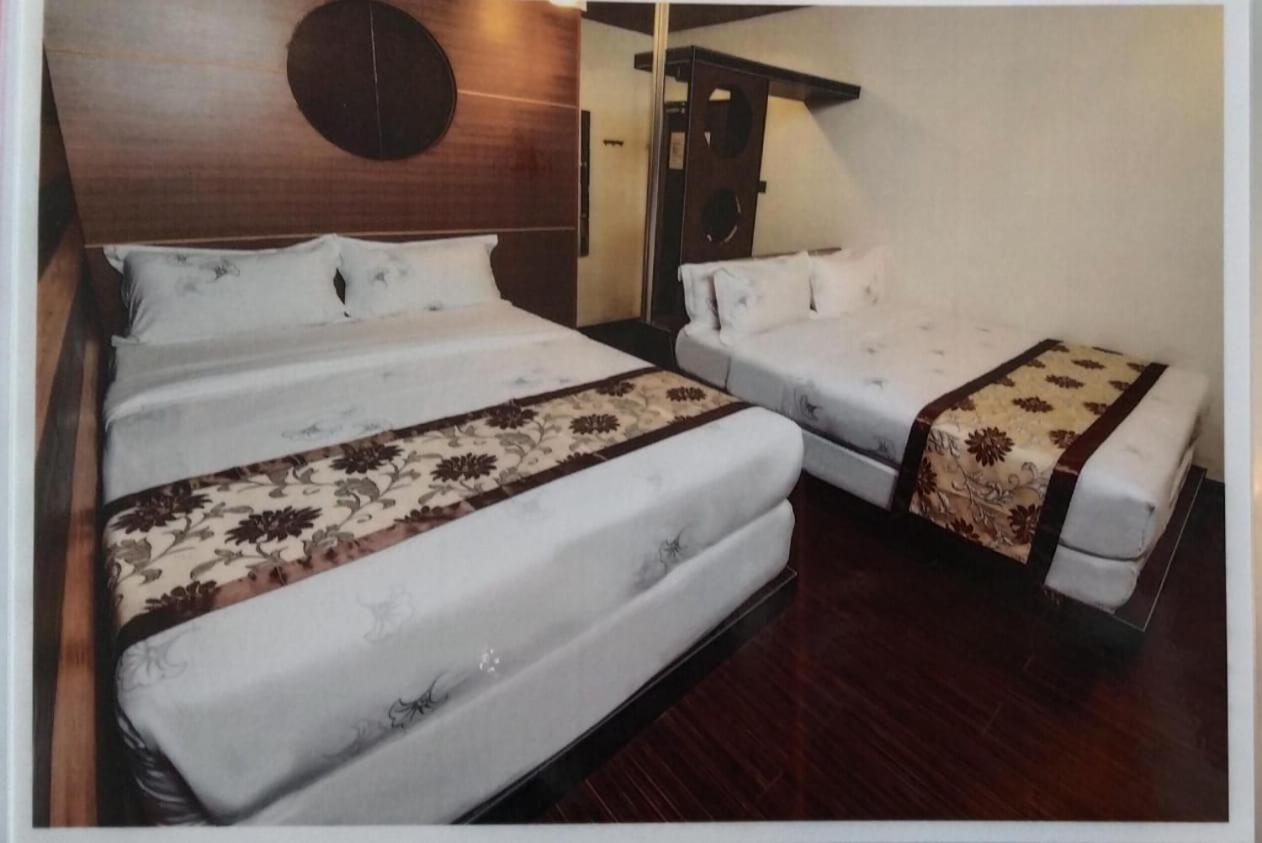 Hotel Holmes Johor Jaya جوهر بهرو المظهر الخارجي الصورة