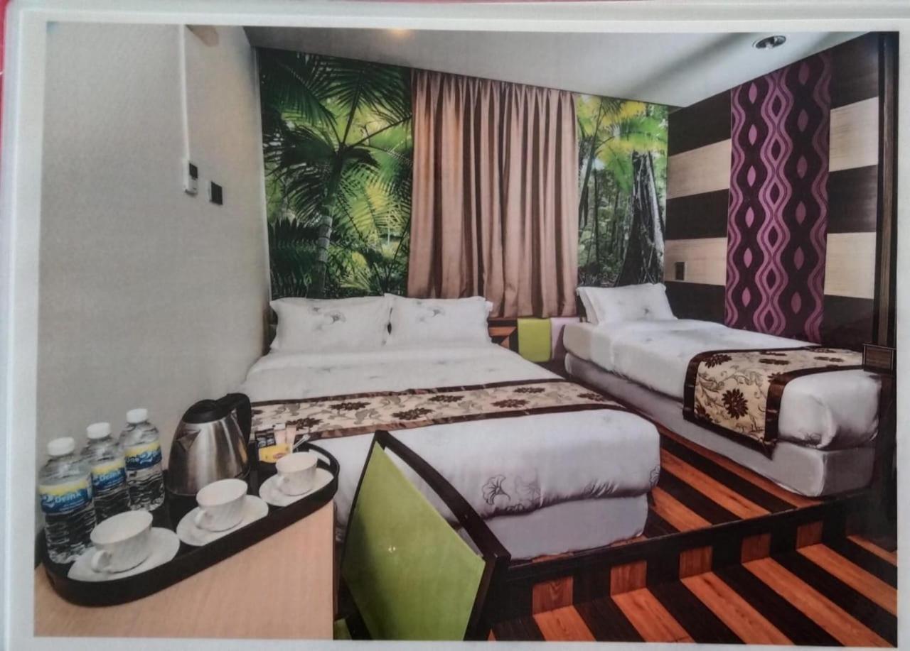 Hotel Holmes Johor Jaya جوهر بهرو المظهر الخارجي الصورة